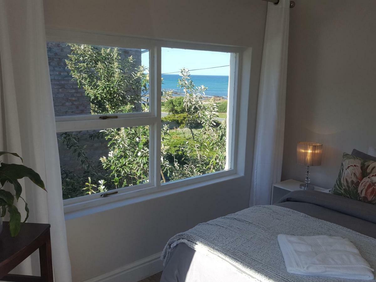 Villa Breeze In Agulhas Esterno foto