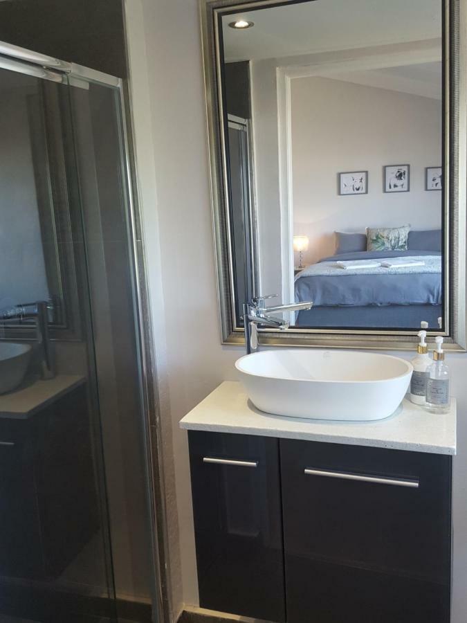 Villa Breeze In Agulhas Esterno foto