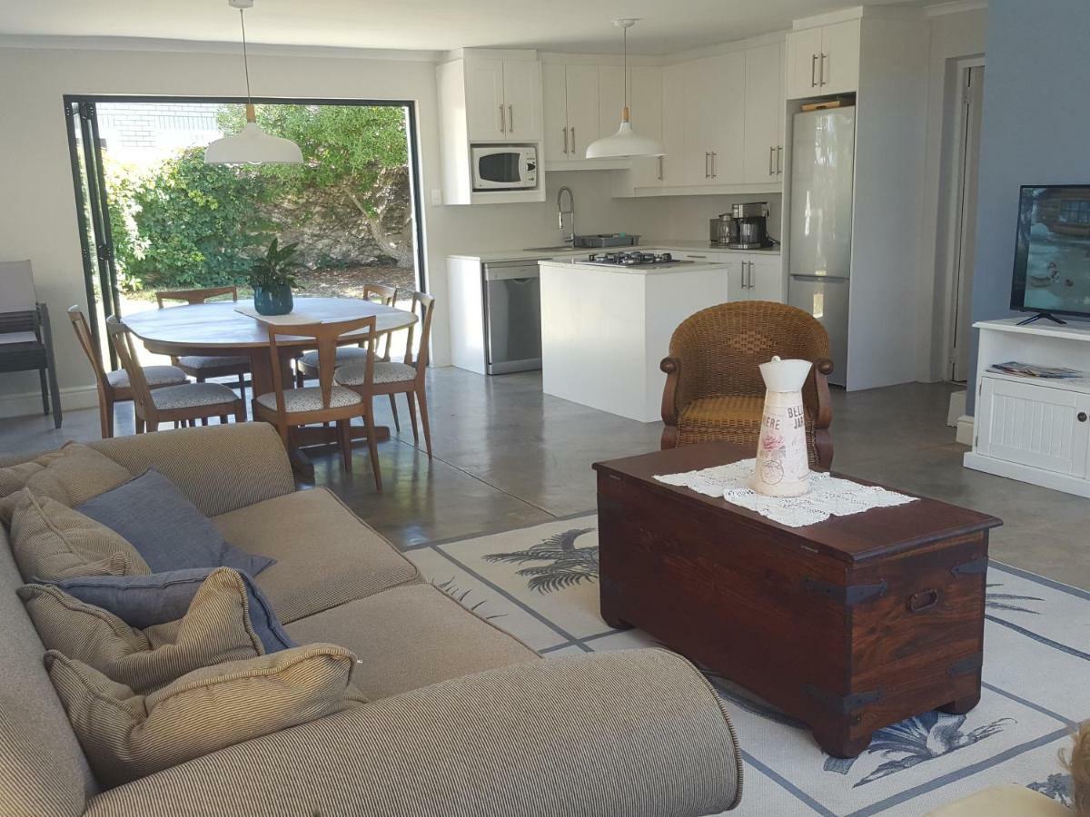 Villa Breeze In Agulhas Esterno foto